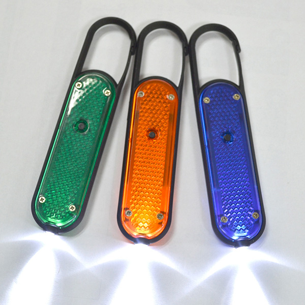 33008-Long Oval Plastic Mini LED Flashlight Torch Clip Keychain 